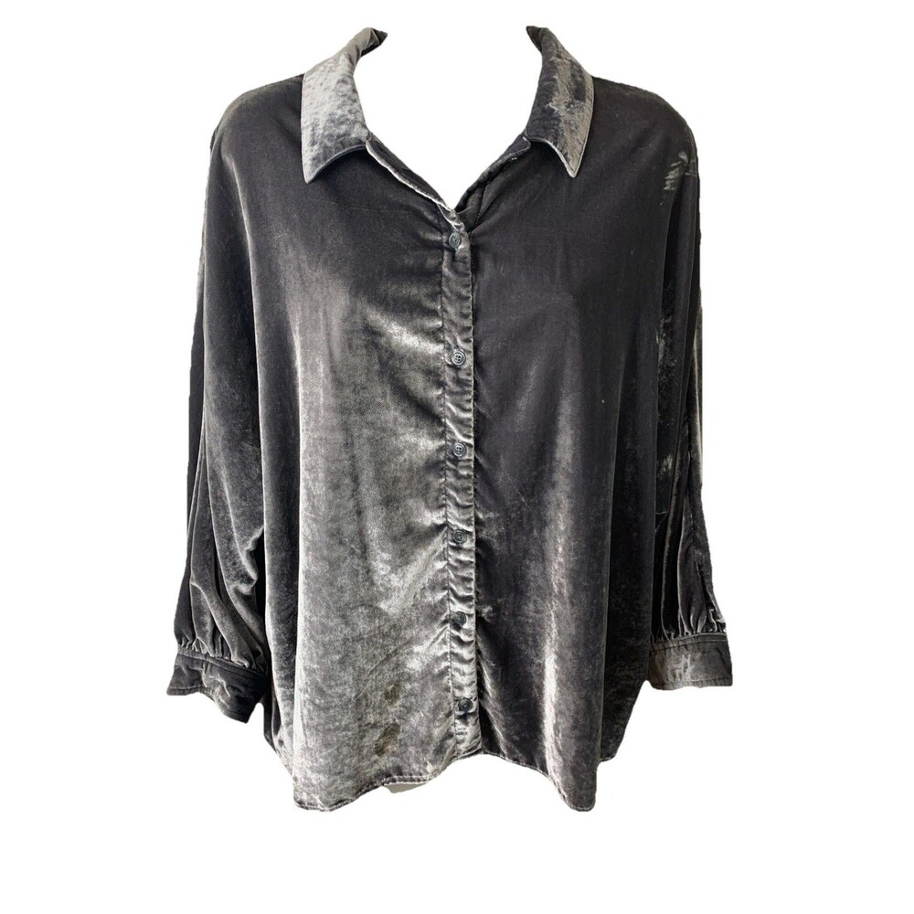 Anthropogie Pilcro Button Up Shirt Womens Medium Crushed Velvet Gray Long Sleeve